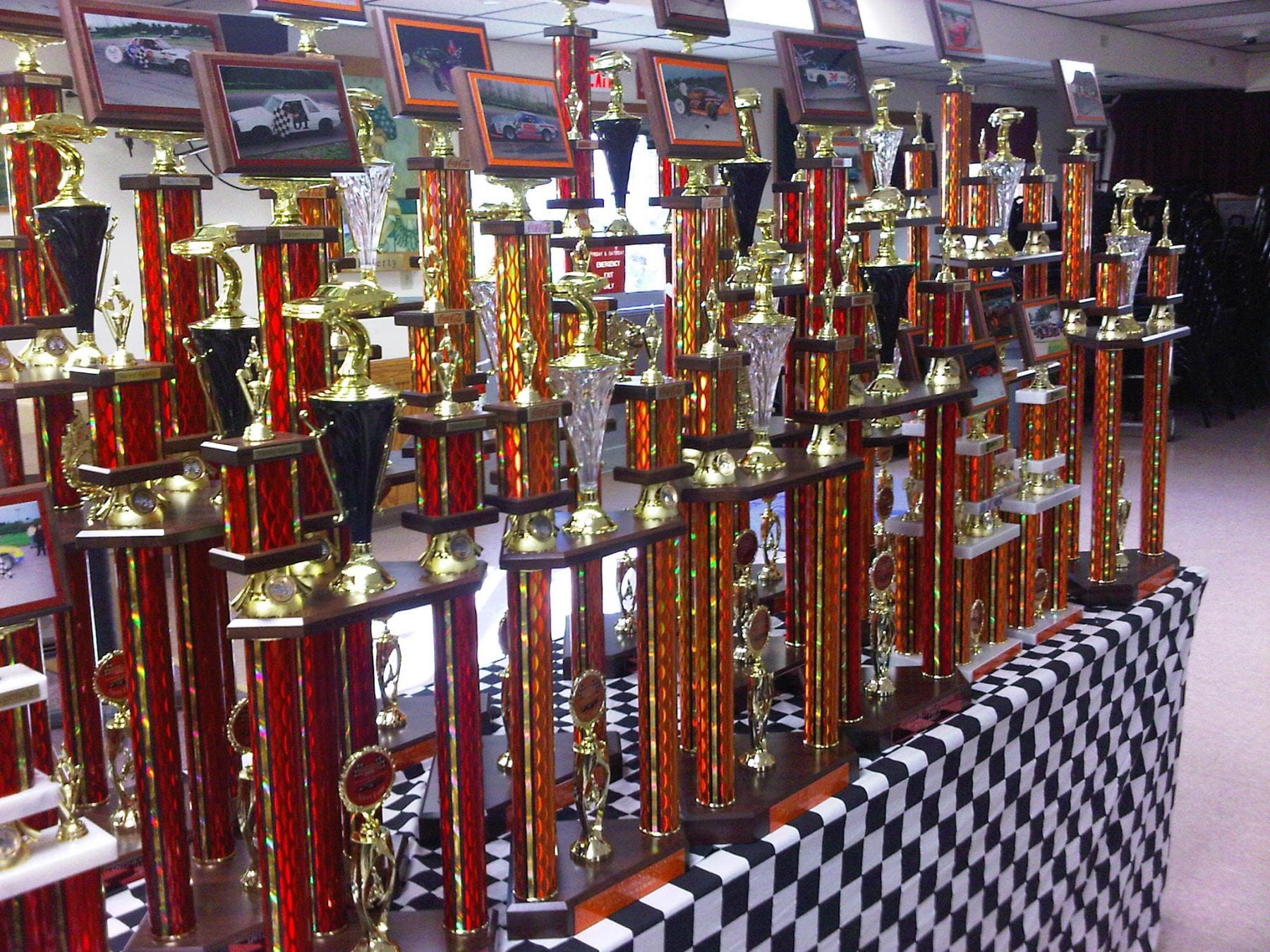 IMG00573201111051302 Awards, Signs & Trophies